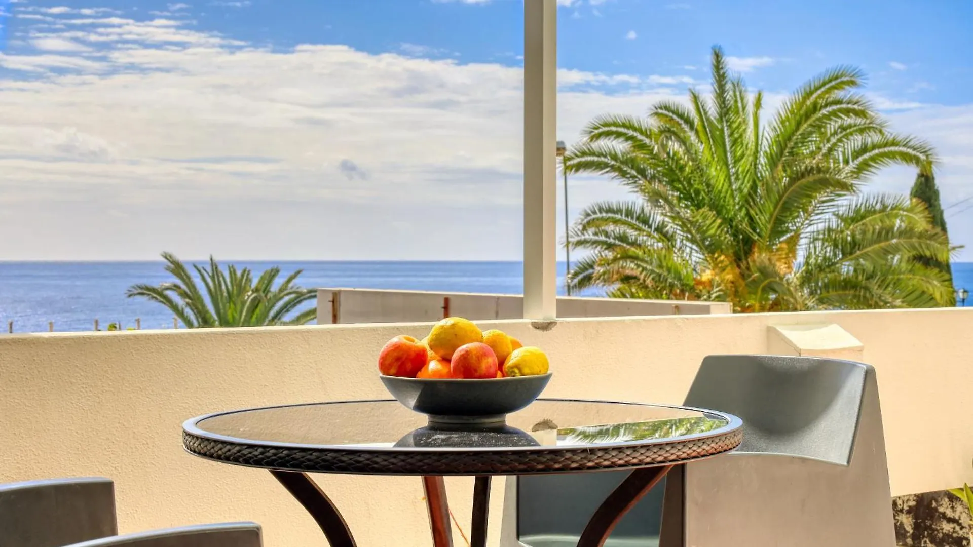 Apartment Lido Sunset, A Home In Madeira Funchal