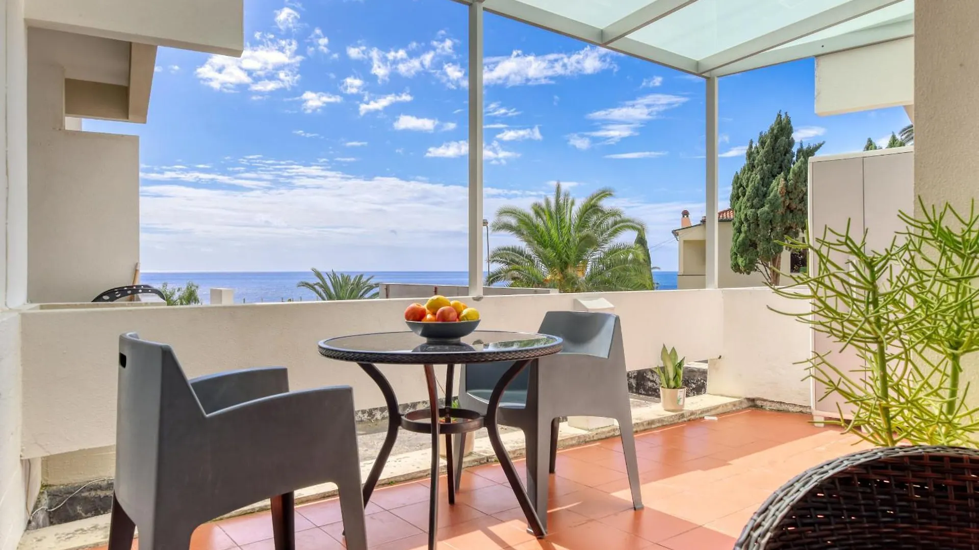 Lido Sunset, A Home In Madeira Funchal